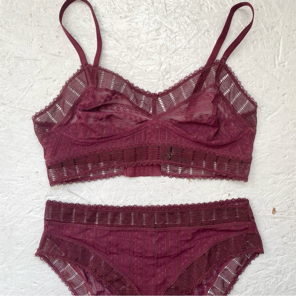 Burgundy Lace Bralette and Panty Set - Picture 2 of 8
